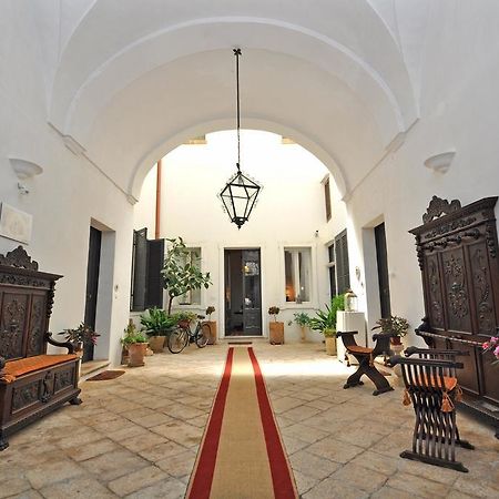 Palazzo De Donatis B&B Melissano Kültér fotó