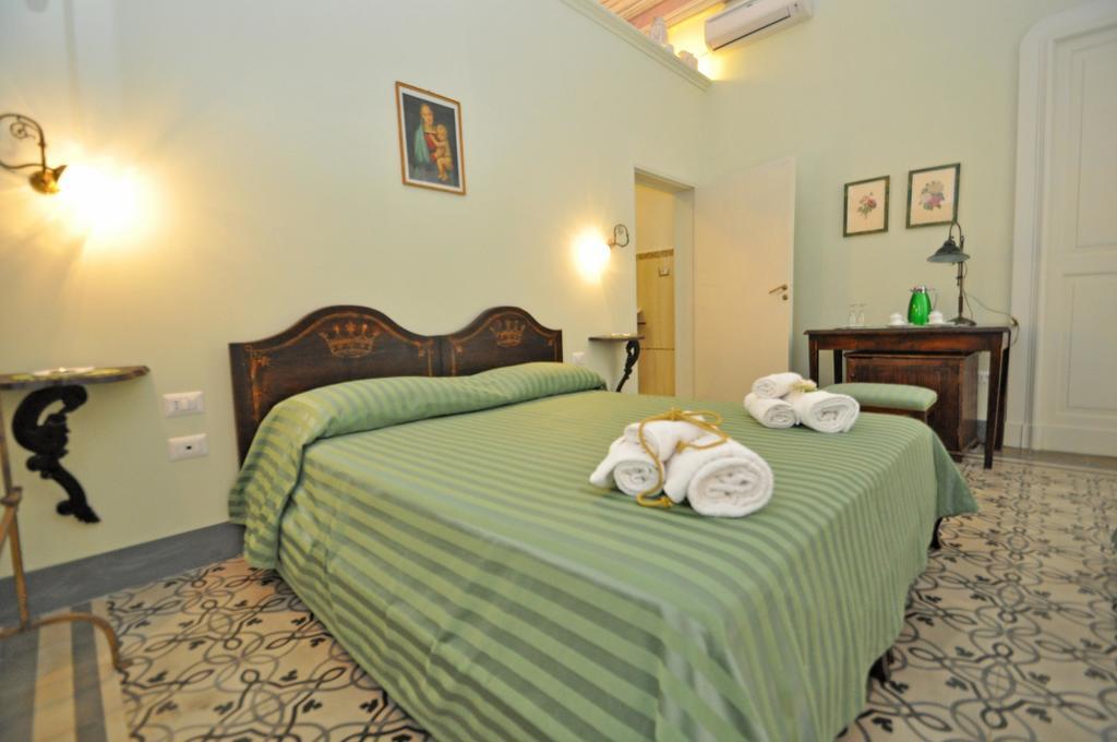 Palazzo De Donatis B&B Melissano Szoba fotó