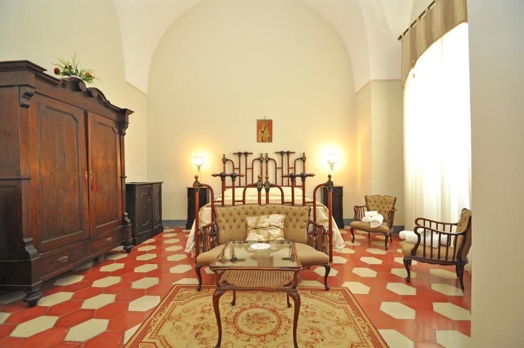 Palazzo De Donatis B&B Melissano Szoba fotó