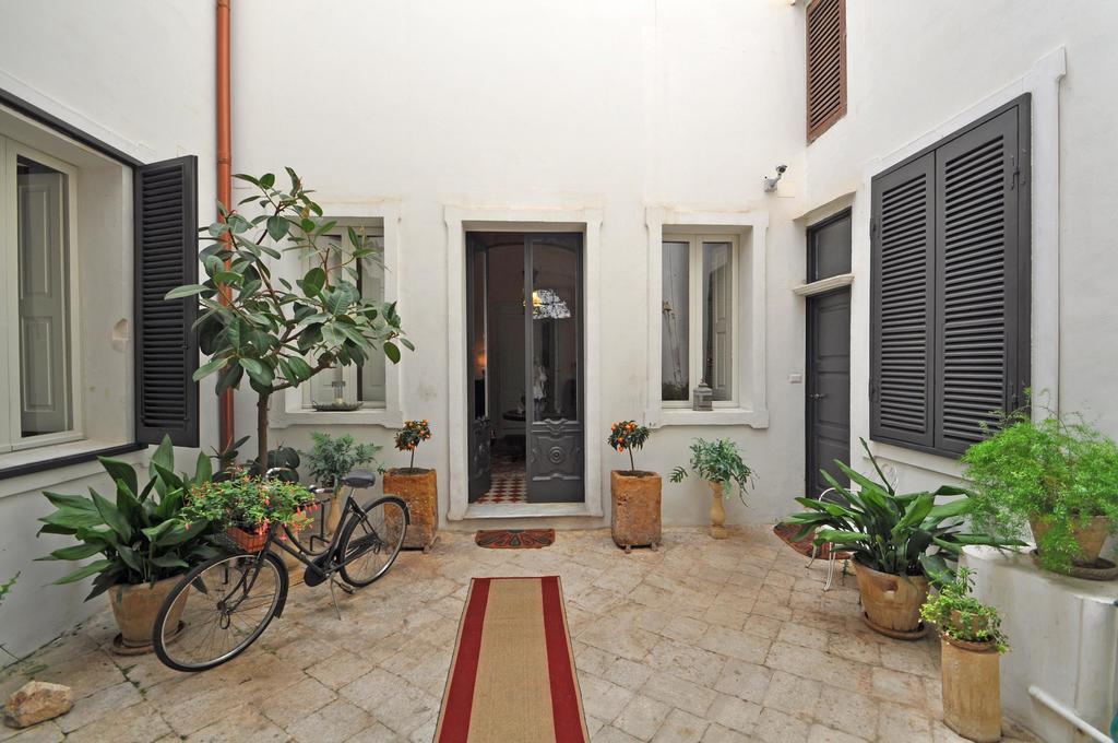 Palazzo De Donatis B&B Melissano Kültér fotó