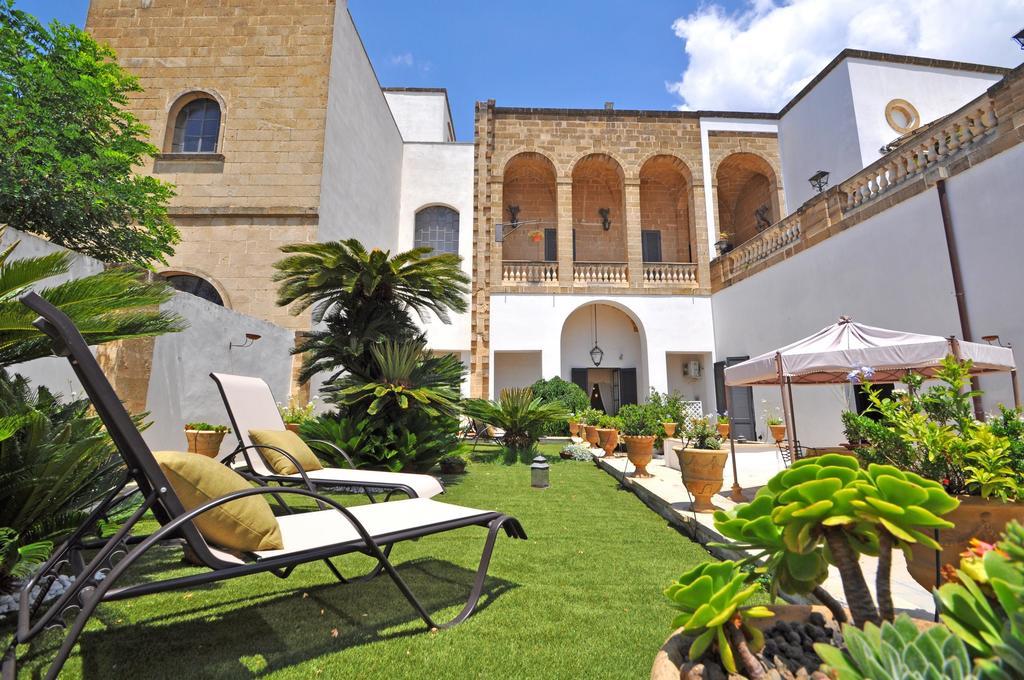 Palazzo De Donatis B&B Melissano Kültér fotó