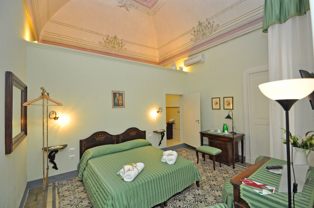 Palazzo De Donatis B&B Melissano Kültér fotó